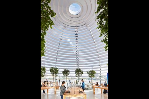 Apple, Marina Bay Singapore